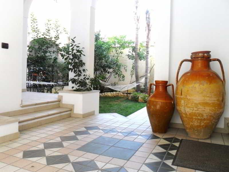 Bed and Breakfast Federico II Bríndisi Exterior foto