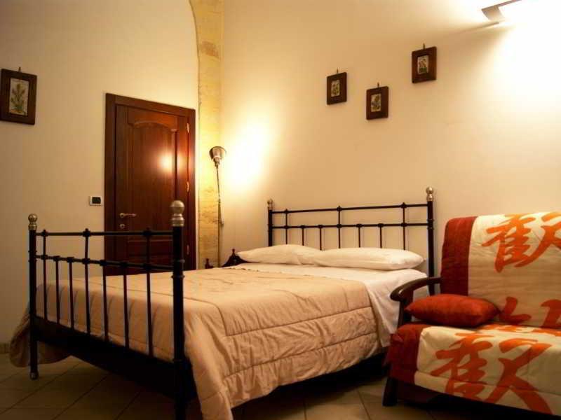 Bed and Breakfast Federico II Bríndisi Exterior foto