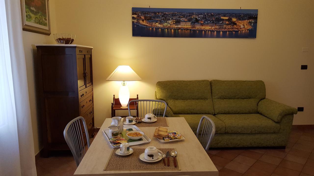 Bed and Breakfast Federico II Bríndisi Exterior foto